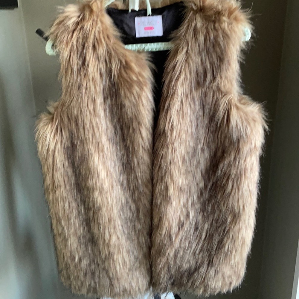 Fur vest